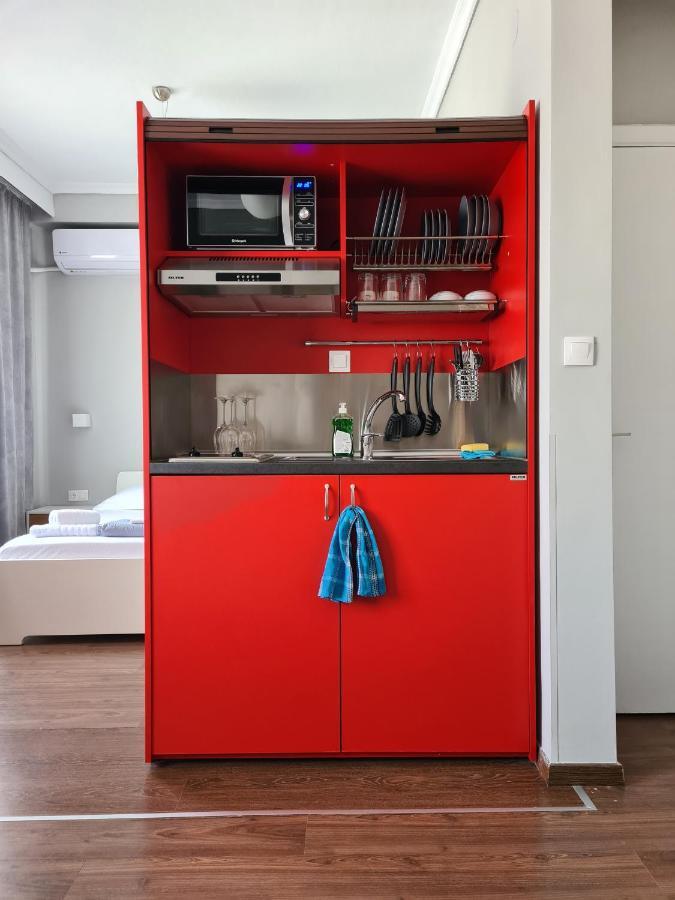Red Rooms Tsimiski 60 Салоники Экстерьер фото
